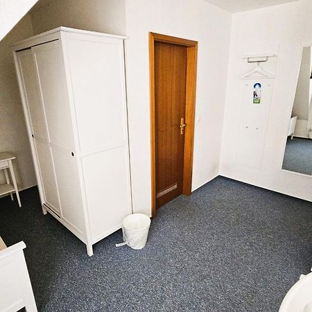 Hotel Dorfkrug Buesum エクステリア 写真