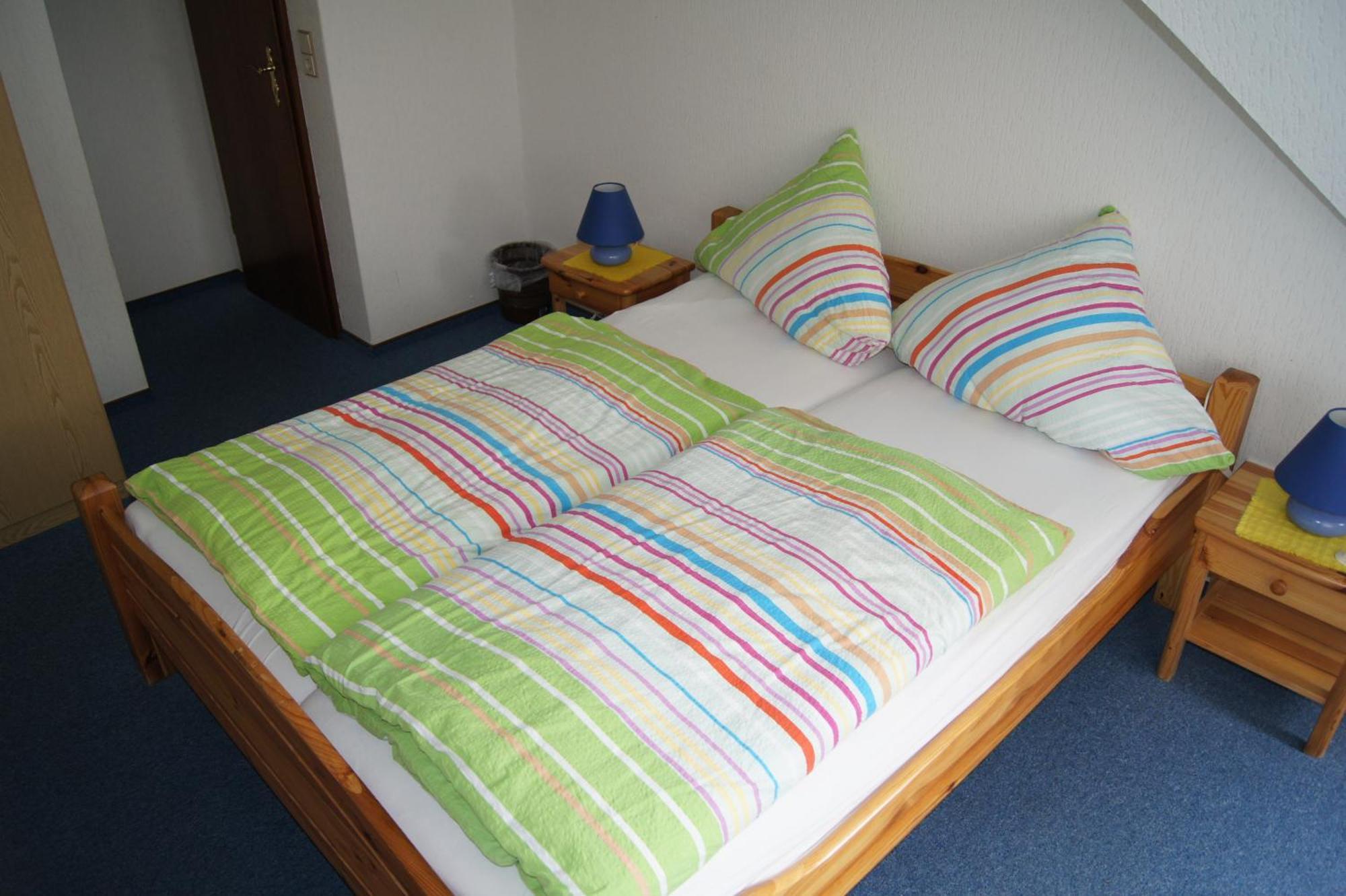 Hotel Dorfkrug Buesum エクステリア 写真