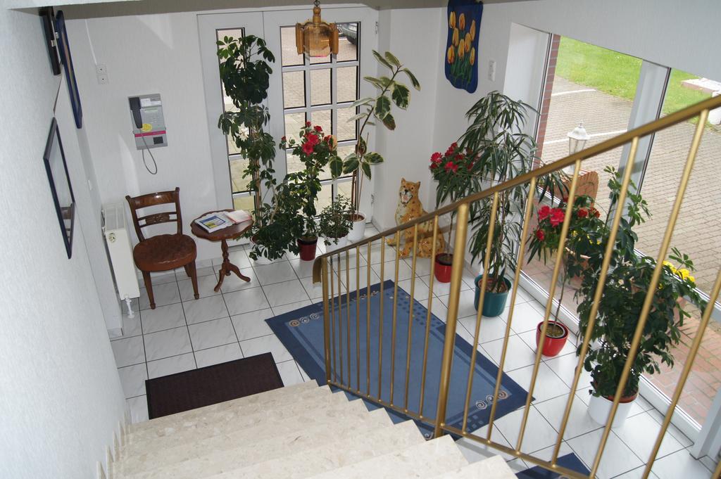 Hotel Dorfkrug Buesum エクステリア 写真